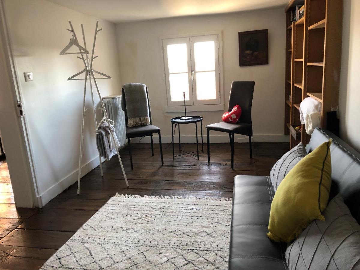 Beautifully Renovated Rooms On Place New York Angoulême Екстериор снимка