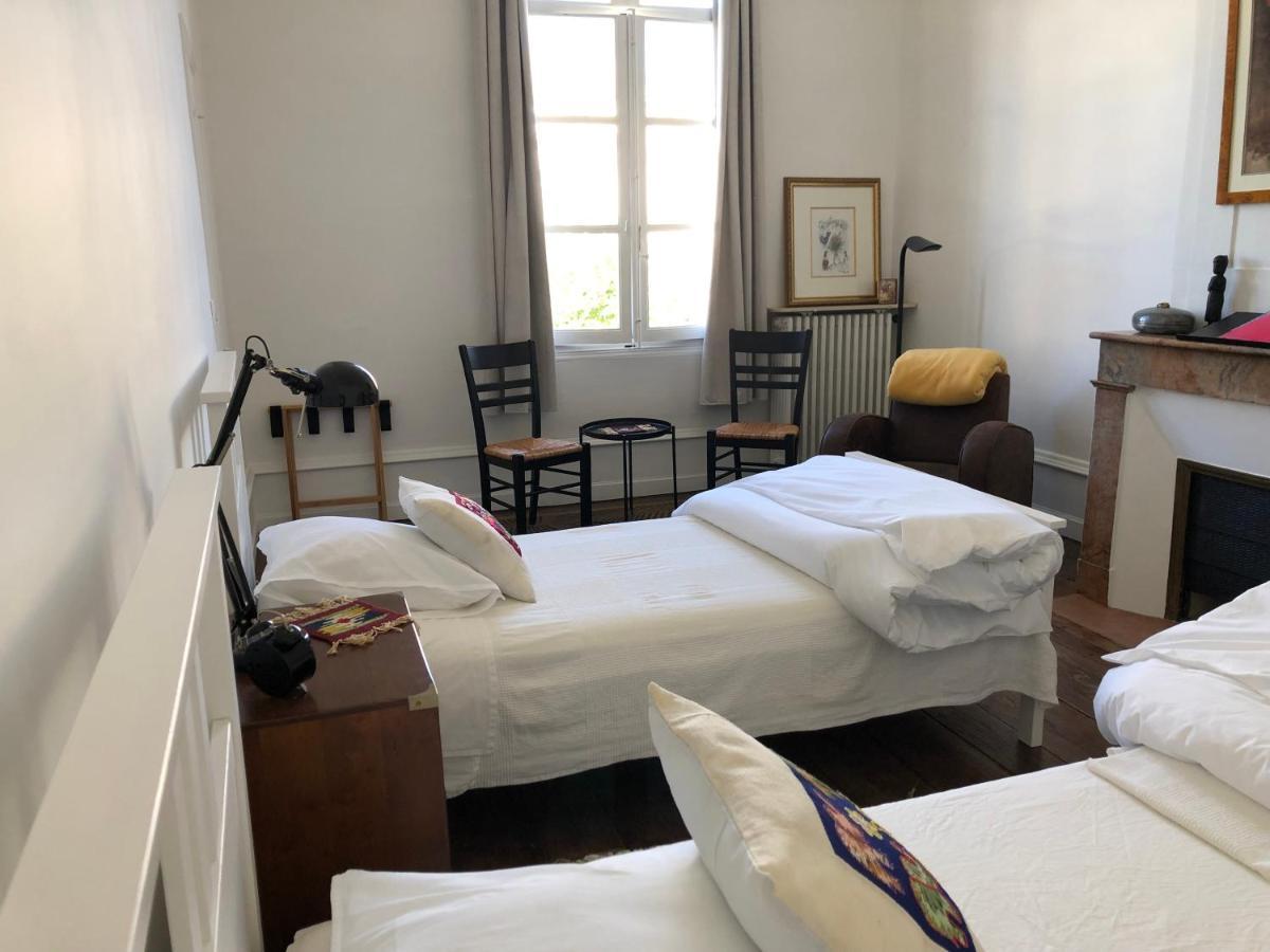 Beautifully Renovated Rooms On Place New York Angoulême Екстериор снимка